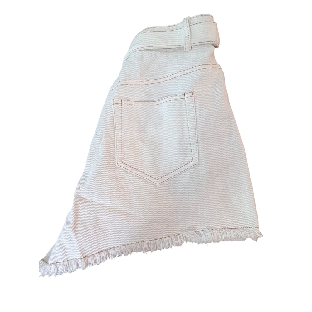 Shoe Fly Denim Shorts Womens Medium‎ White Distressed Frayed Belted